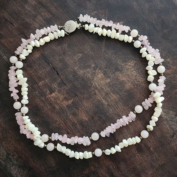 Unbranded Jewelry - Vintage Pink Quartz & Shell 18in Necklace Hawaiian Double strand